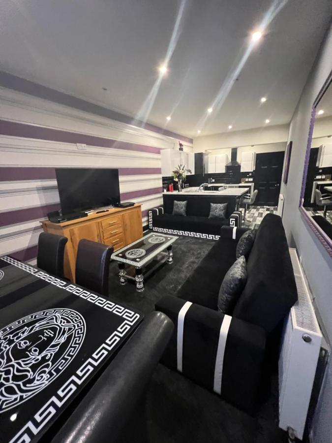 Boutique Blackpool 2 Bed Grey Apartment Sleeps 10 Экстерьер фото